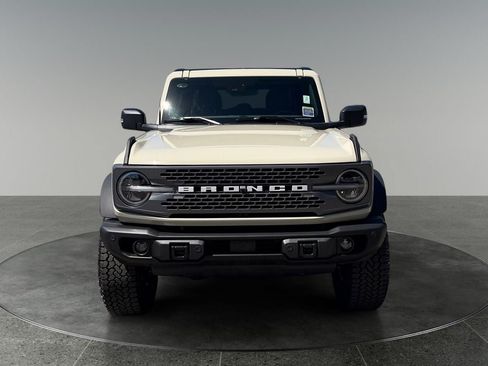 Used 2025 Ford Bronco Badlands AWD/4WD image 2