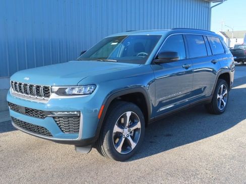 New 2026 Jeep Grand Cherokee L Limited AWD/4WD image 7