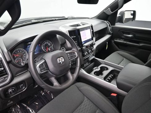 New 2026 RAM 1500 Express AWD/4WD image 16