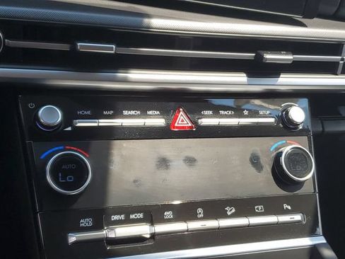 Certified 2024 Hyundai Santa Fe SEL AWD/4WD image 30