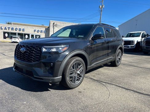 New 2026 Ford Explorer ST-Line w/ ST-Line Street Pack image 1
