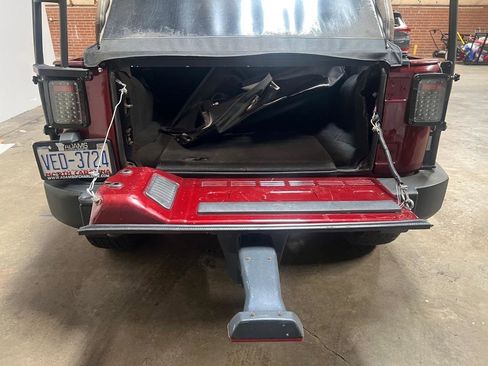 Used 2007 Jeep Wrangler Unlimited X image 13