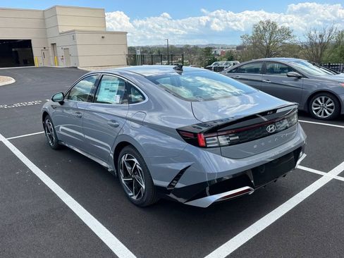 New 2026 Hyundai Sonata SEL FWD image 10
