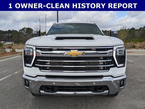 Used 2024 Chevrolet Silverado 2500 LTZ w/ LTZ Plus Package image 12