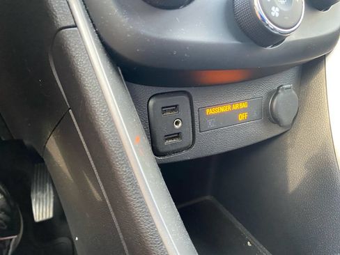 Used 2019 Chevrolet Trax LS AWD/4WD image 21
