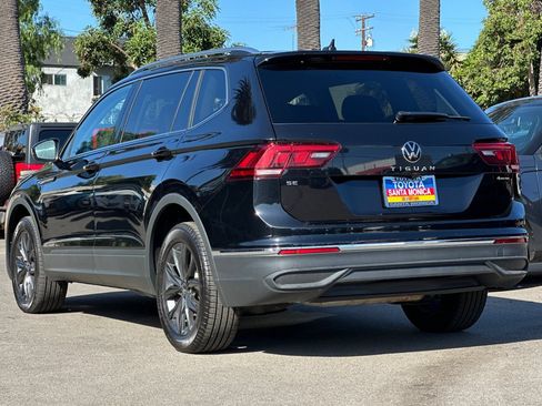 Used 2024 Volkswagen Tiguan SE AWD/4WD image 6