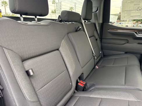 New 2026 GMC Sierra 1500 Elevation image 25