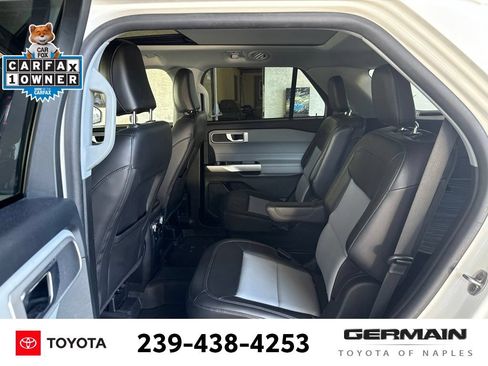 Used 2023 Ford Explorer XLT w/ Equipment Group 202A RWD image 12
