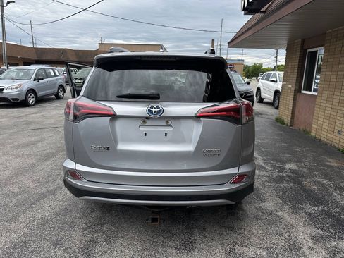 Used 2017 Toyota RAV4 Limited w/ Carpet Mat Package AWD/4WD image 7
