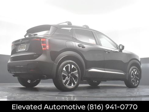 Certified 2026 Nissan Kicks SV w/ SV Premium Package AWD/4WD image 27