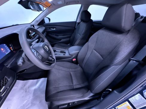 Used 2025 Honda Accord SE image 14