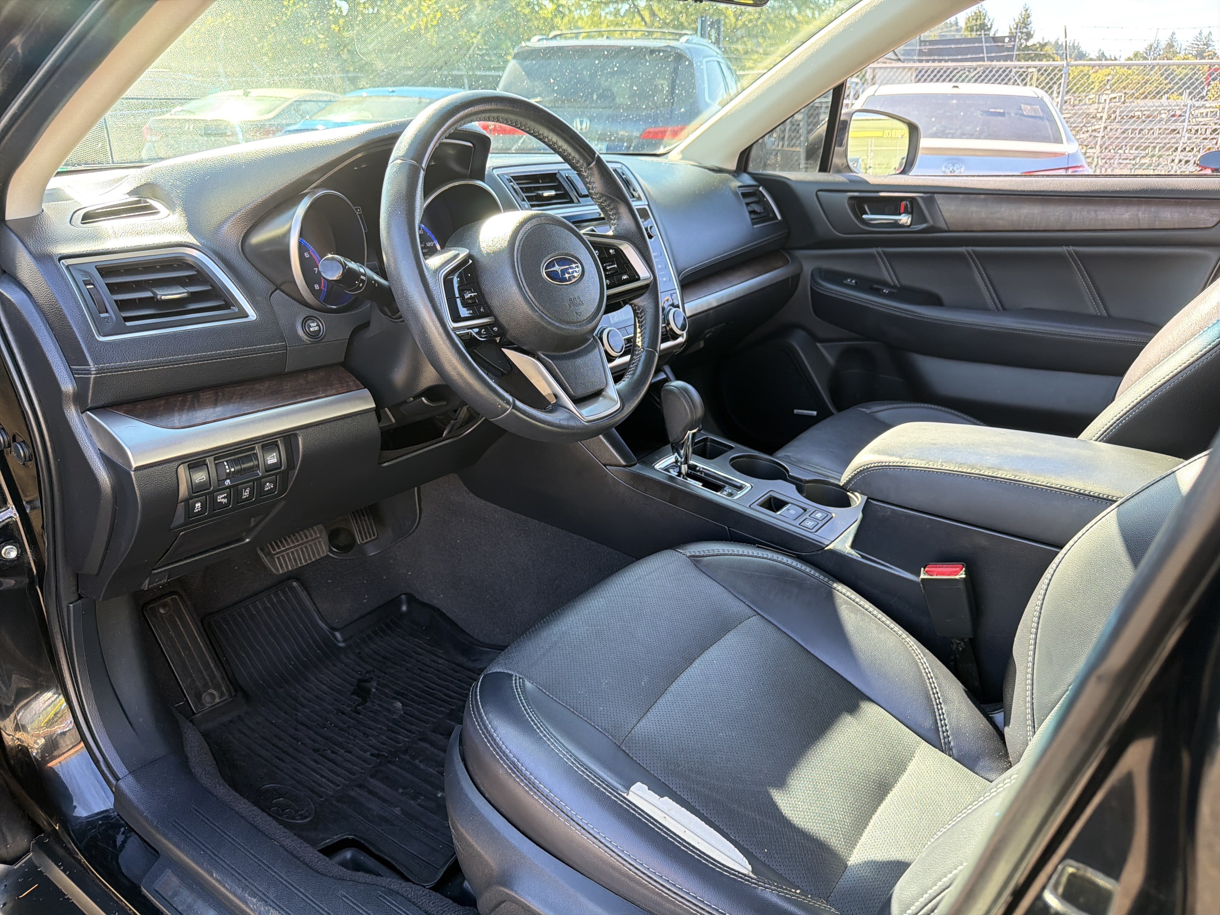 Used 2018 Subaru Outback 2.5i Limited AWD/4WD image 23