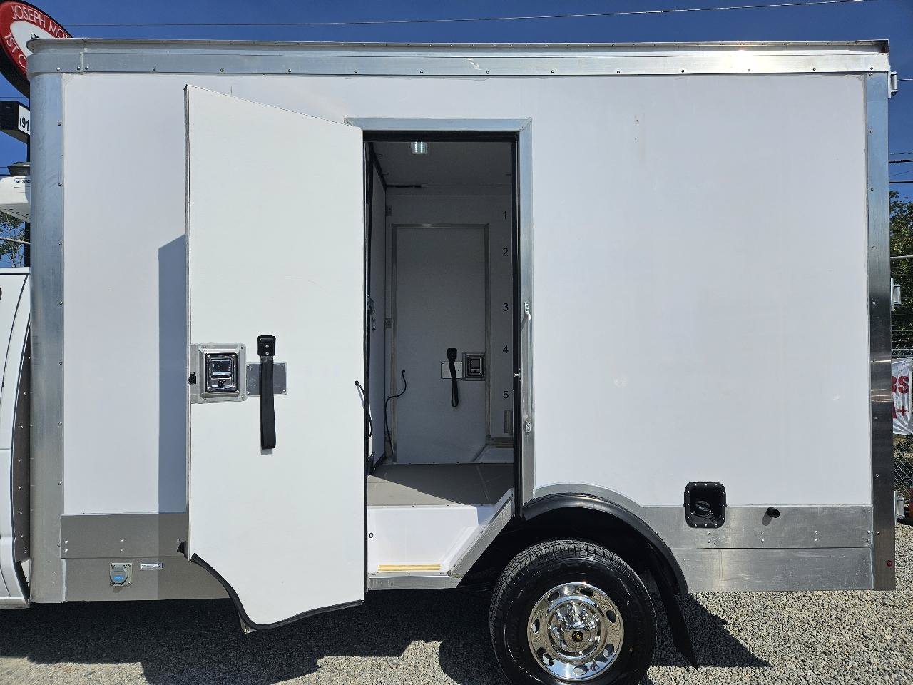 Used 2024 Ford E-350 and Econoline 350 Super Duty w/ Power Windows & Locks Group RWD image 16