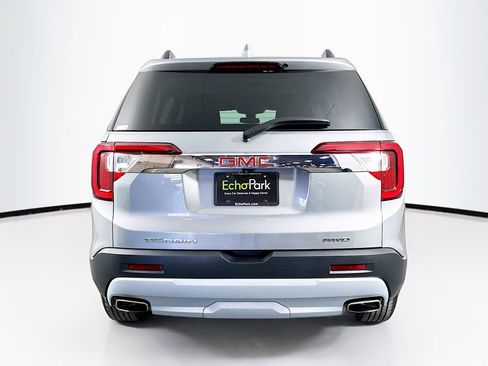 Used 2023 GMC Acadia SLE w/ Driver Convenience Package image 7