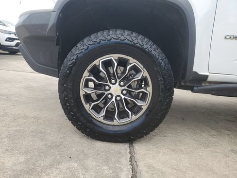 Used 2019 Chevrolet Colorado ZR2 AWD/4WD image 7