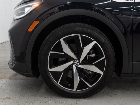 Used 2023 Volkswagen ID.4 Pro S RWD image 34