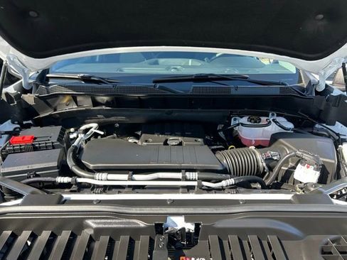 Certified 2025 Chevrolet Silverado 1500 Custom image 11