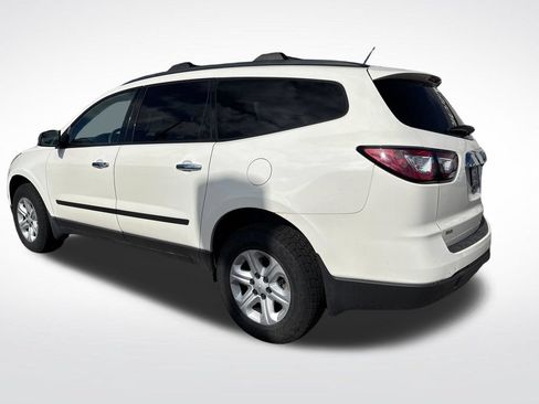 Used 2014 Chevrolet Traverse LS AWD/4WD image 3