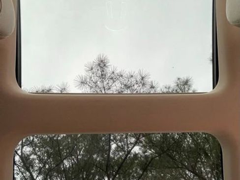 Used 2020 Mercedes-Benz GLC 300 w/ Premium Package image 23