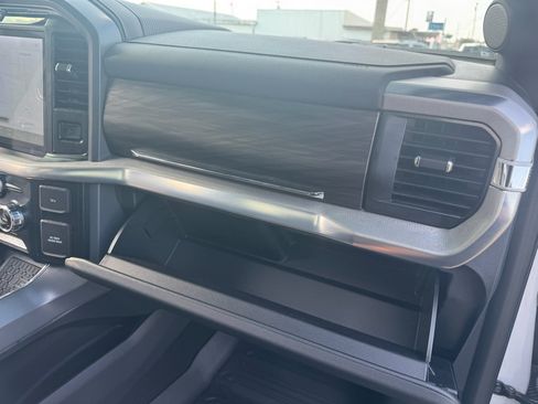 Used 2025 Ford F150 Lariat w/ Equipment Group 502A High AWD/4WD image 24