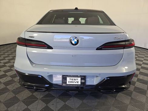 Used 2023 BMW 760i xDrive w/ Luxury Rear Seating Package AWD/4WD image 6