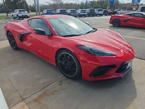 Used 2024 Chevrolet Corvette Stingray Premium Cpe w/ Z51 Performance Package RWD image 2