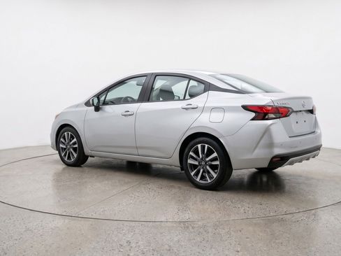 Used 2025 Nissan Versa SV FWD image 6