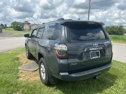 Used 2024 Toyota 4Runner SR5 AWD/4WD image 12