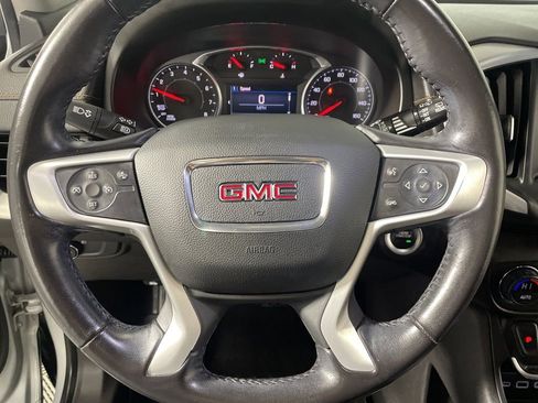 Used 2020 GMC Terrain SLE w/ Driver Convenience Package FWD image 14