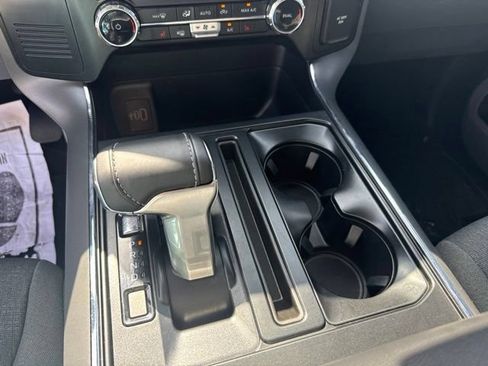 Used 2025 Ford F150 Lightning XLT AWD/4WD image 28