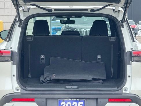 Used 2025 INFINITI QX60 Luxe w/ Black Edition image 33