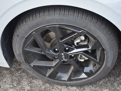 Certified 2026 Kia K5 GT-Line image 11