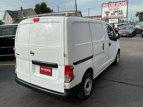 Used 2017 Nissan NV200 S w/ Cruise Control Package FWD image 4