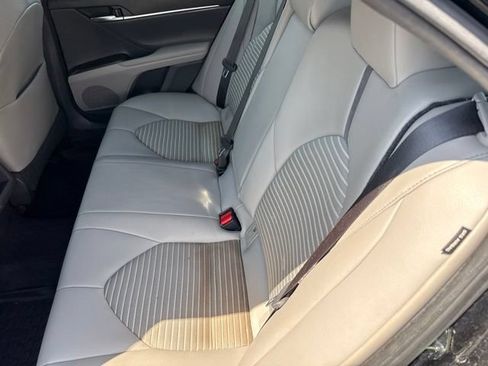 Certified 2021 Toyota Camry SE FWD image 19