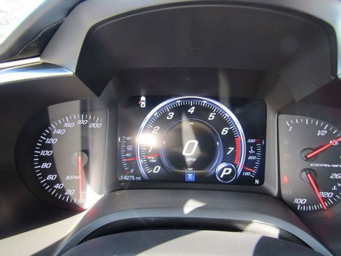 Used 2019 Chevrolet Corvette Grand Sport image 18