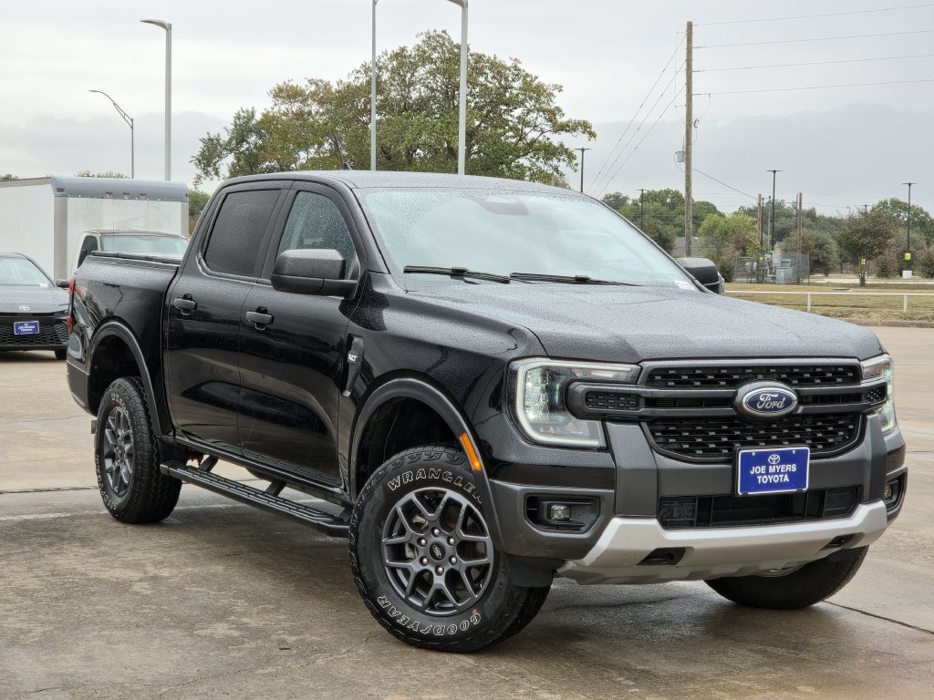 Used 2024 Ford Ranger XLT w/ FX4 Off-Road Package AWD/4WD image 2