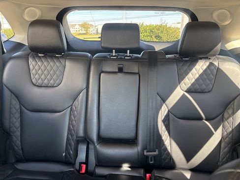 Used 2024 Ford Edge Titanium image 35