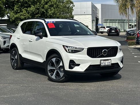 Certified 2026 Volvo XC40 B5 Plus w/ Protection Package Premier image 1
