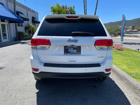 Used 2017 Jeep Grand Cherokee Laredo RWD image 6