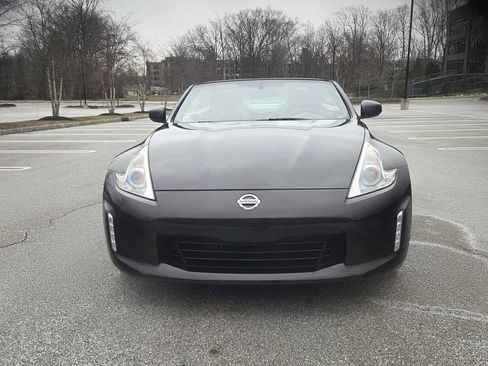 Used 2013 Nissan 370Z Touring w/ Sport Pkg image 3