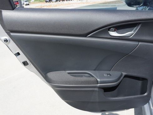 Used 2017 Honda Civic EX image 32