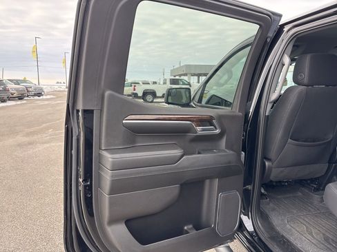 Used 2024 GMC Sierra 1500 Elevation image 26