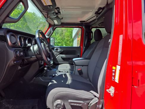 Used 2023 Jeep Wrangler Unlimited AWD/4WD image 13