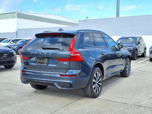 Certified 2023 Volvo XC60 B5 Plus w/ Protection Package Premier image 7