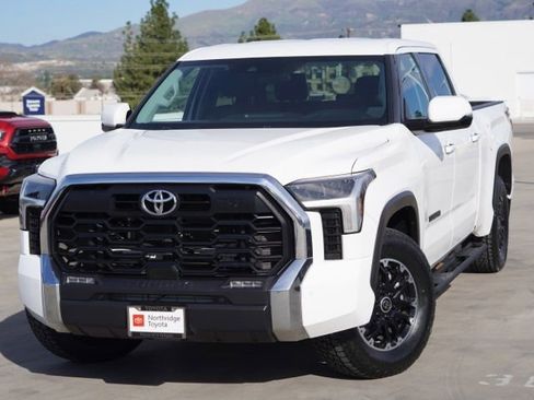 Used 2022 Toyota Tundra SR5 w/ TRD Off-Road Package image 4