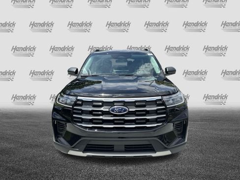 Used 2026 Ford Explorer Active RWD image 3