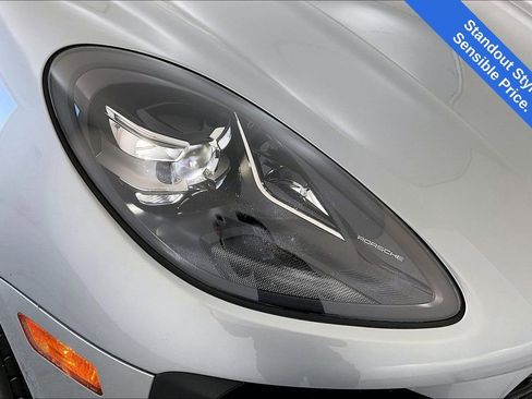 Used 2020 Porsche Macan S image 38