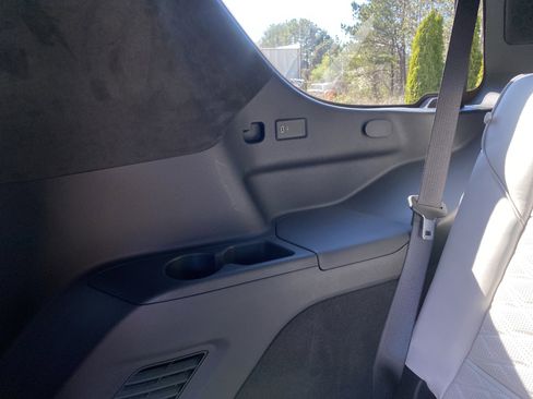 Used 2026 Cadillac Escalade V image 80