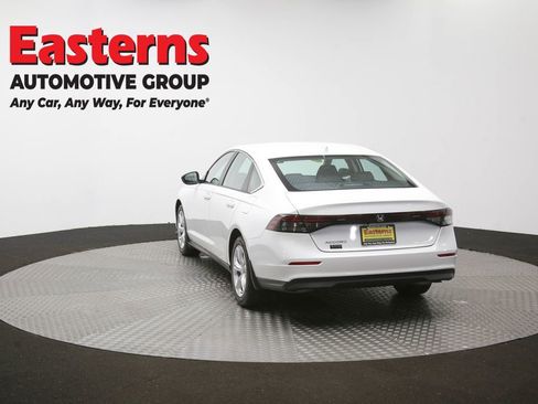 Used 2025 Honda Accord LX image 37