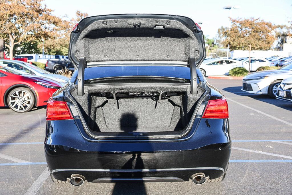 Used 2018 Nissan Maxima 3.5 SL FWD image 24